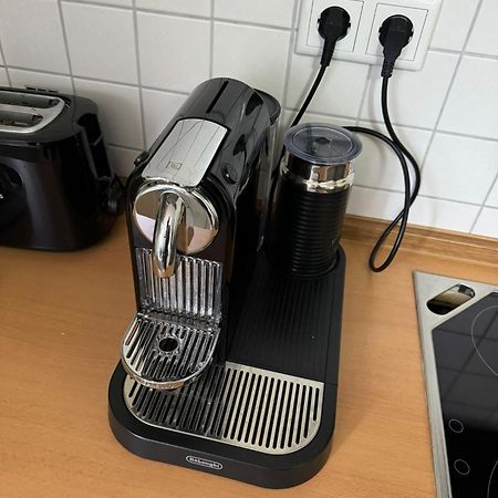 Schoene Ruhige Wohnung In Anliegerstrasse Essen Esterno foto