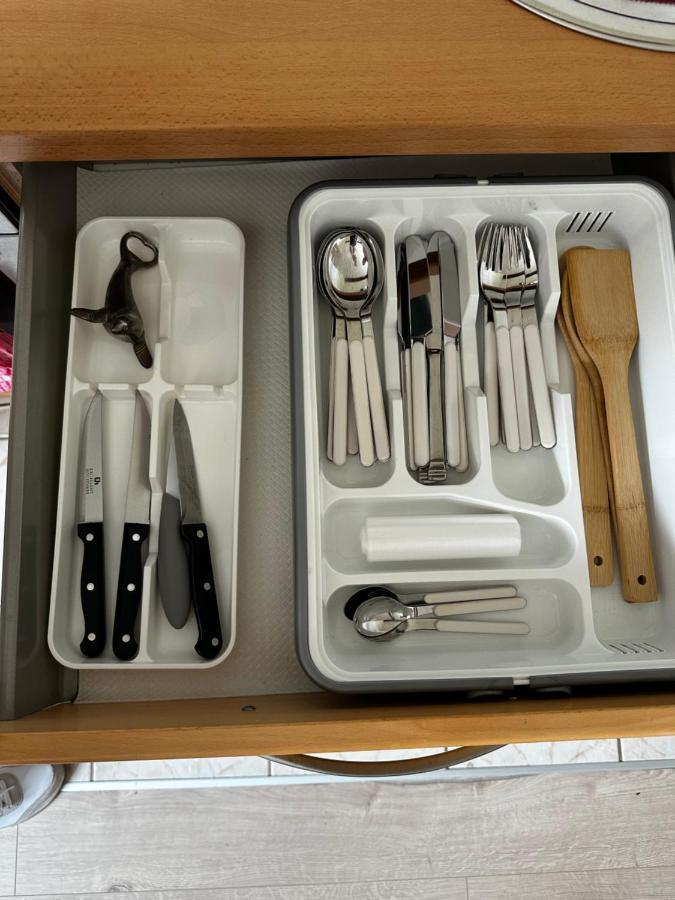 Schoene Ruhige Wohnung In Anliegerstrasse Essen Esterno foto