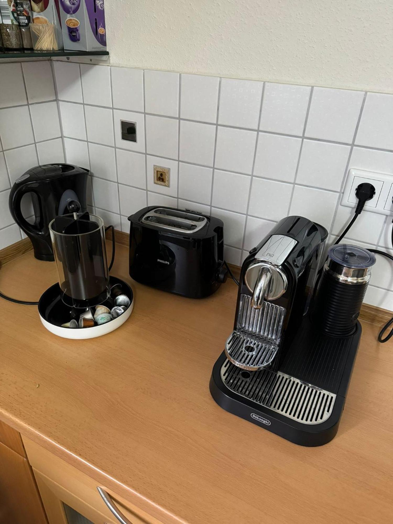Schoene Ruhige Wohnung In Anliegerstrasse Essen Esterno foto
